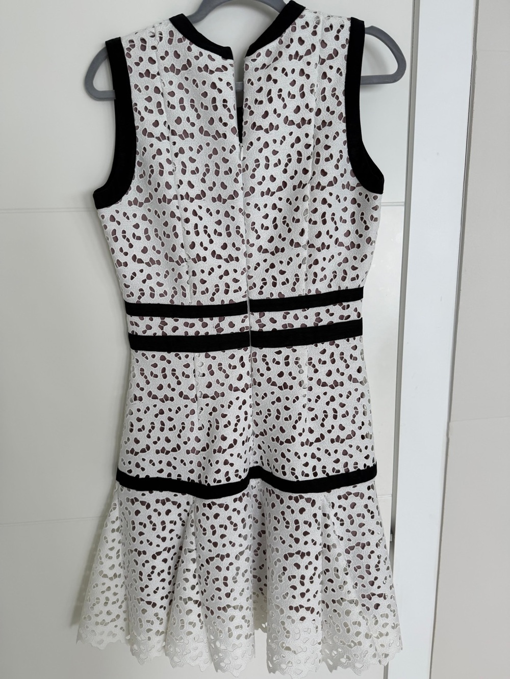 Justcavalli Sleeveless White Eyelet Dress with Black Trim and Brown Spot Details - Picture 3 of 4